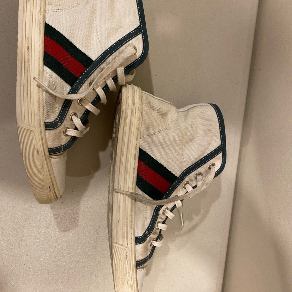 GUCCI White High-Top Sneakers with signature leather toe -Red and Green Stripes - Picture 2 of 11